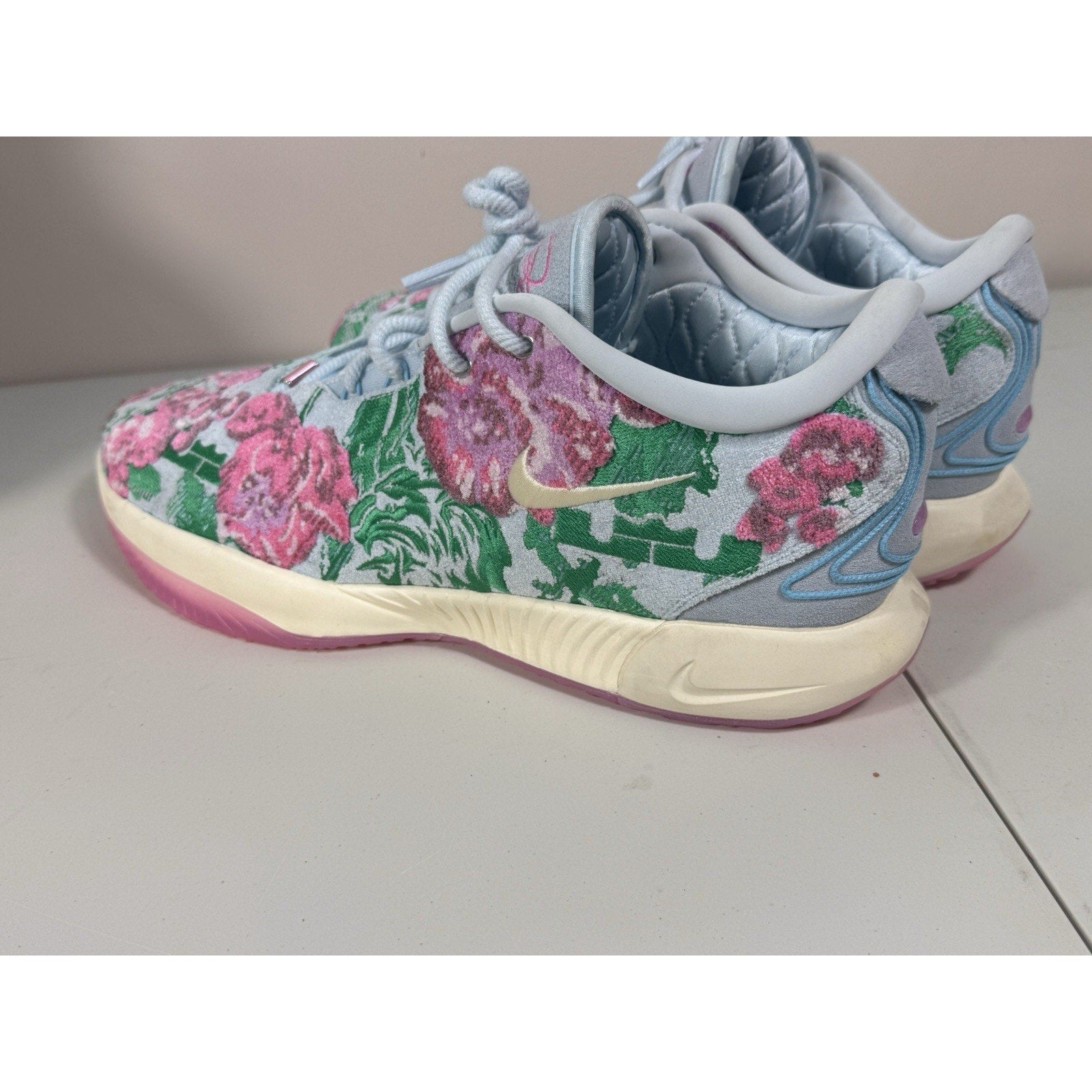 Nike LeBron 21 Premium EP Pearl of Z Grandma’s Couch Pack PE Size 18 FV7276-401