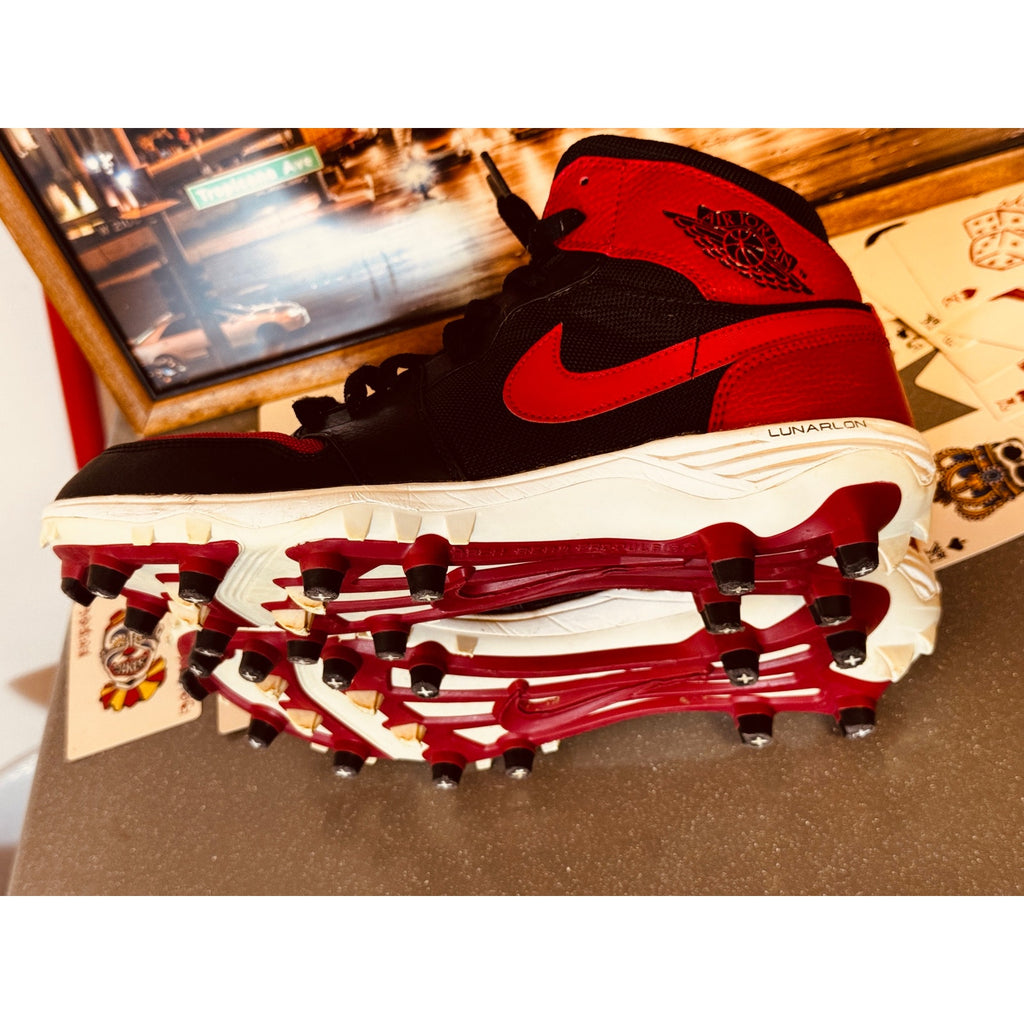 Nike Air Jordan 1 Mid TD Football Cleats Bred Black Red AR5604-061 Men’s Size 9