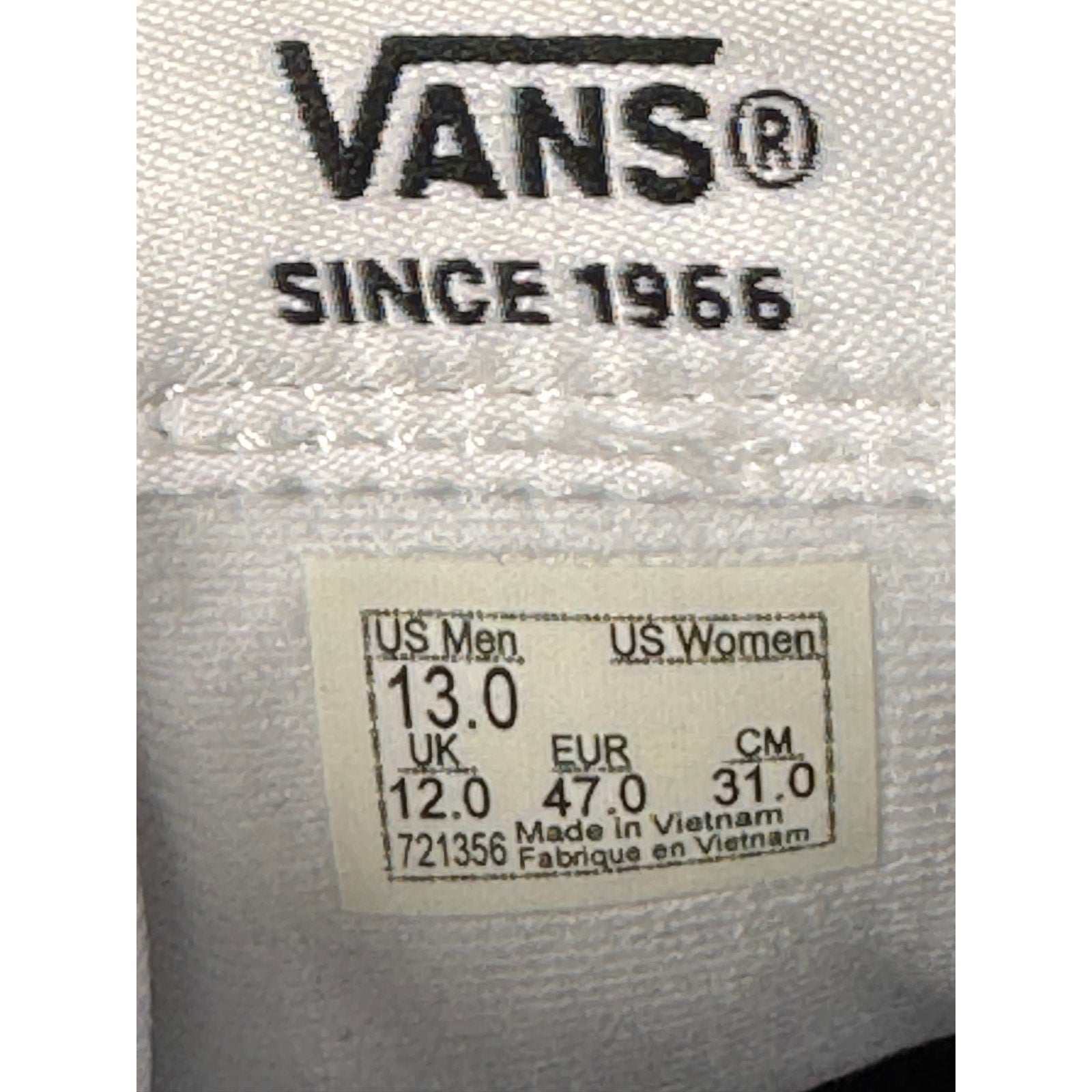Vans Sport Low Velcro Strap Black White Sneakers Men’s 13 VN721356 New