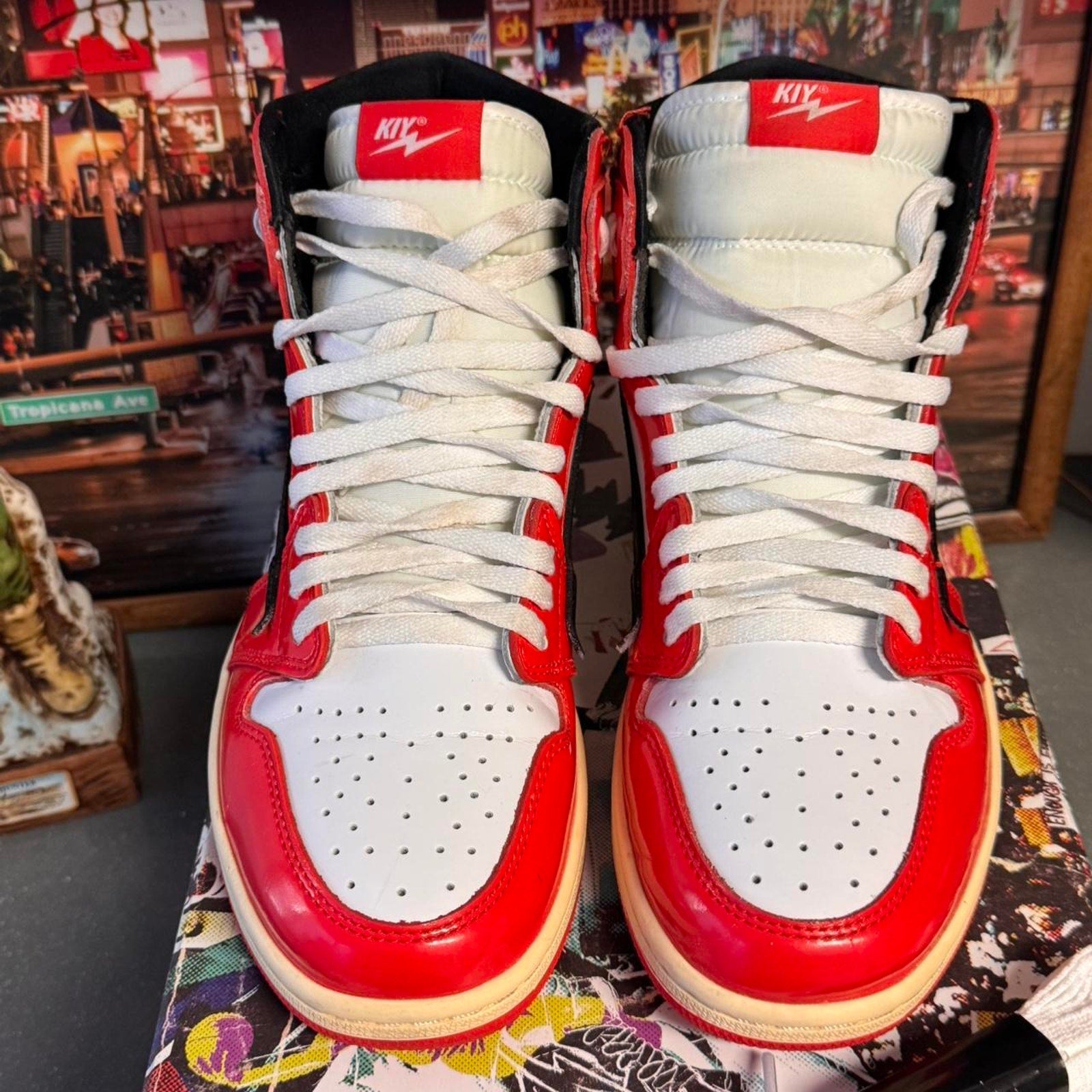Reves Paris Air KIY Chicago 85 Hi Candy Paint Varsity Red White Black Men’s 9