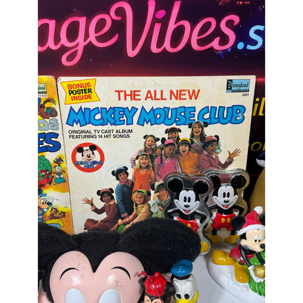 Rare Vintage 80s-90s Disney Collectibles Mega Lot Mickey Watches VHS Disneyana
