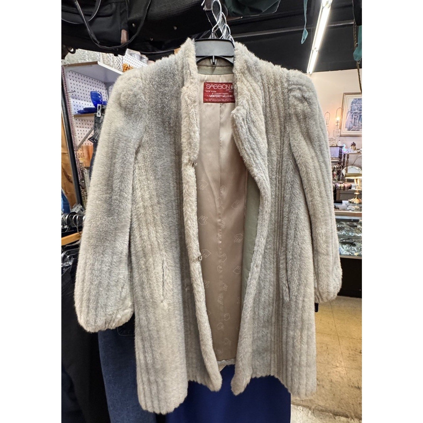 Vtg Sagone Juniors Gray Faux Fur Coat Monterey Mills Paris New York M/L Luxury