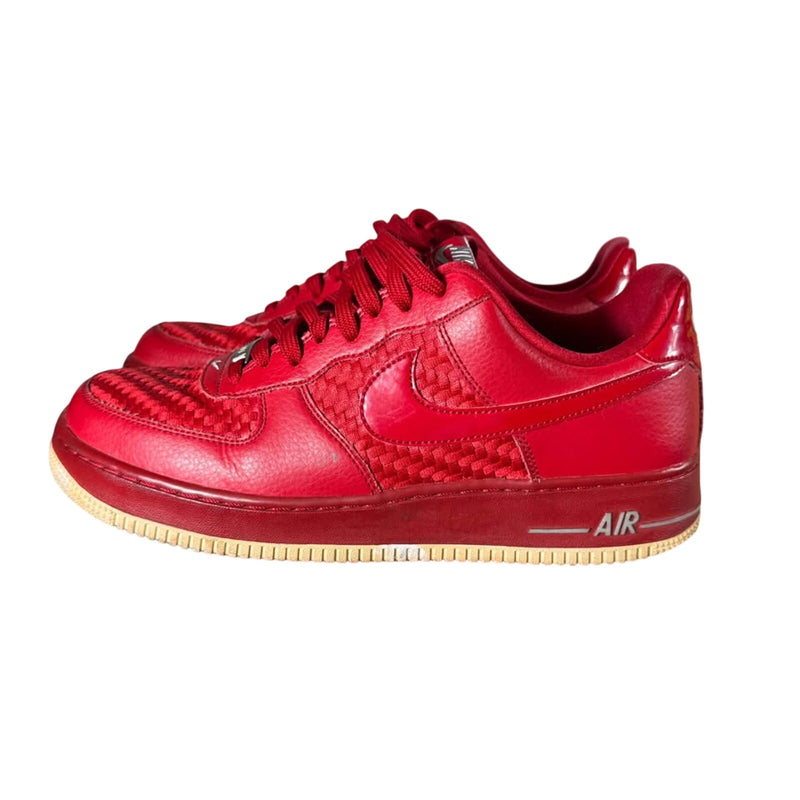 Sneakers & Kicks