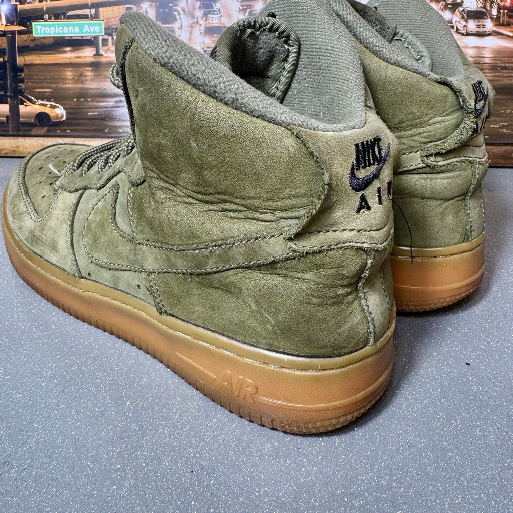 Nike Air Force 1 High WB GS Medium Olive Dark Gum 922066-202 Women’s 7 - 5.5Y