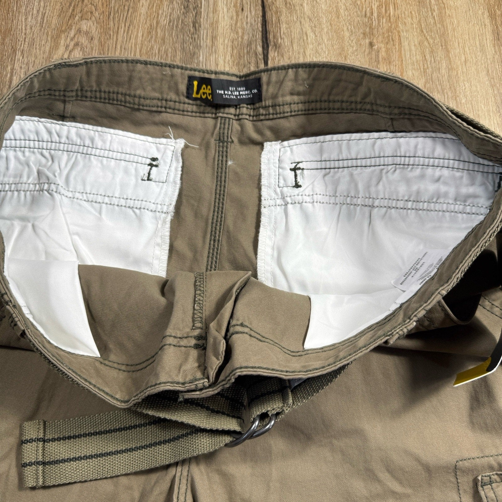 Lee Legendary Wyoming Cargo Shorts Mens 40 Gray NWT Utility Workwear Belted