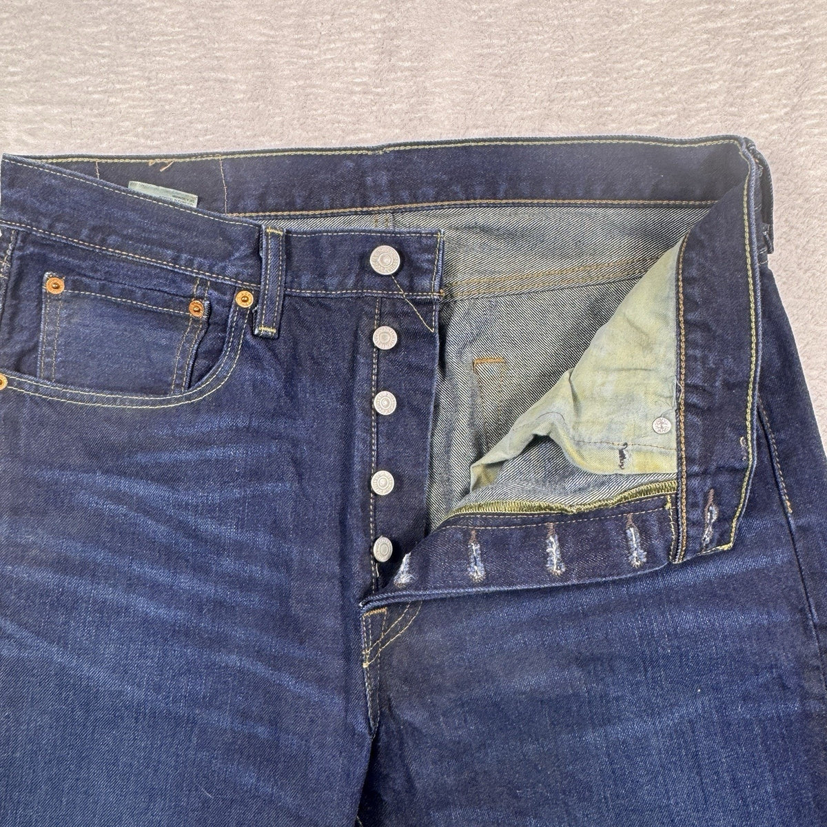 Levi's 501 CT Jeans Mens 33x30 Dark Wash Tapered Button Fly 18173-0024 Boot Cut