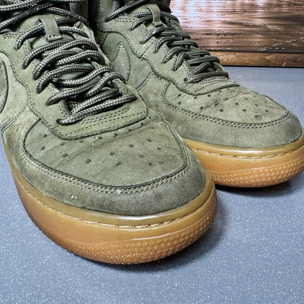 Nike Air Force 1 High WB GS Medium Olive Dark Gum 922066-202 Women’s 7 - 5.5Y