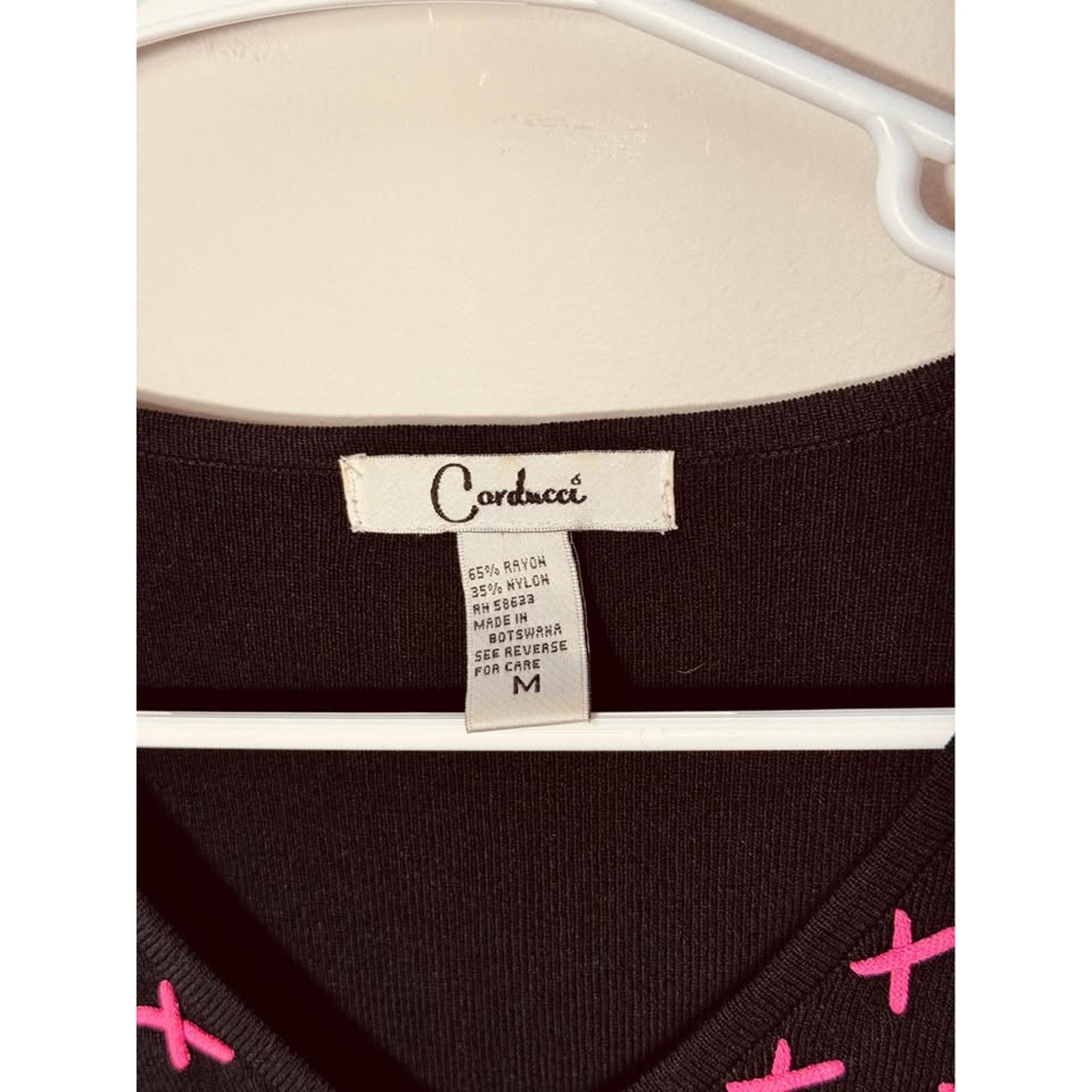 Cordacci Black Short Sleeve Knit Top Pink Embroidered Cross Stitch VNeck Women M