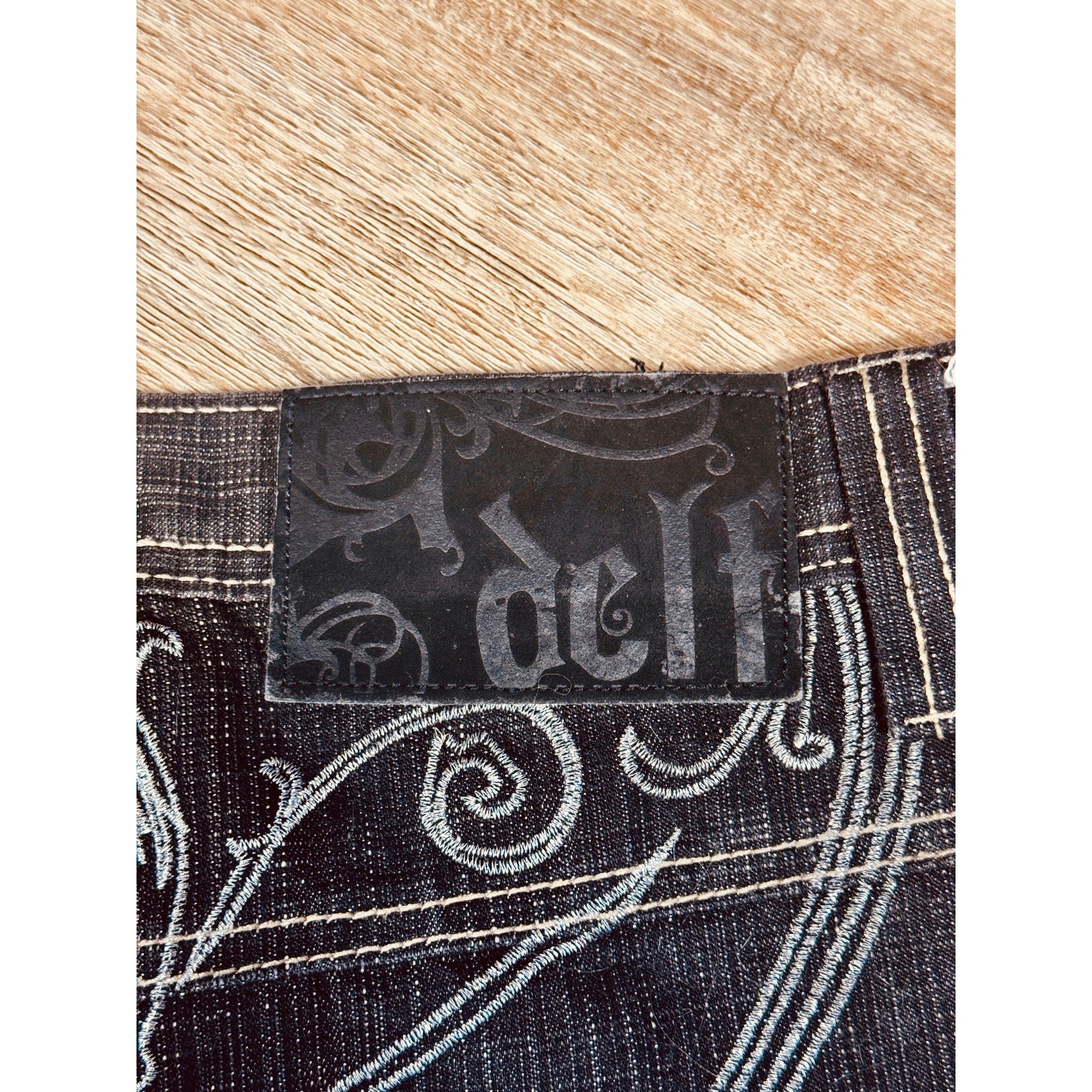 Rare DELF Y2K Baggy Embroidered Jeans Men’s 38x34 Dark Wash Skater Hip Hop Streetwear