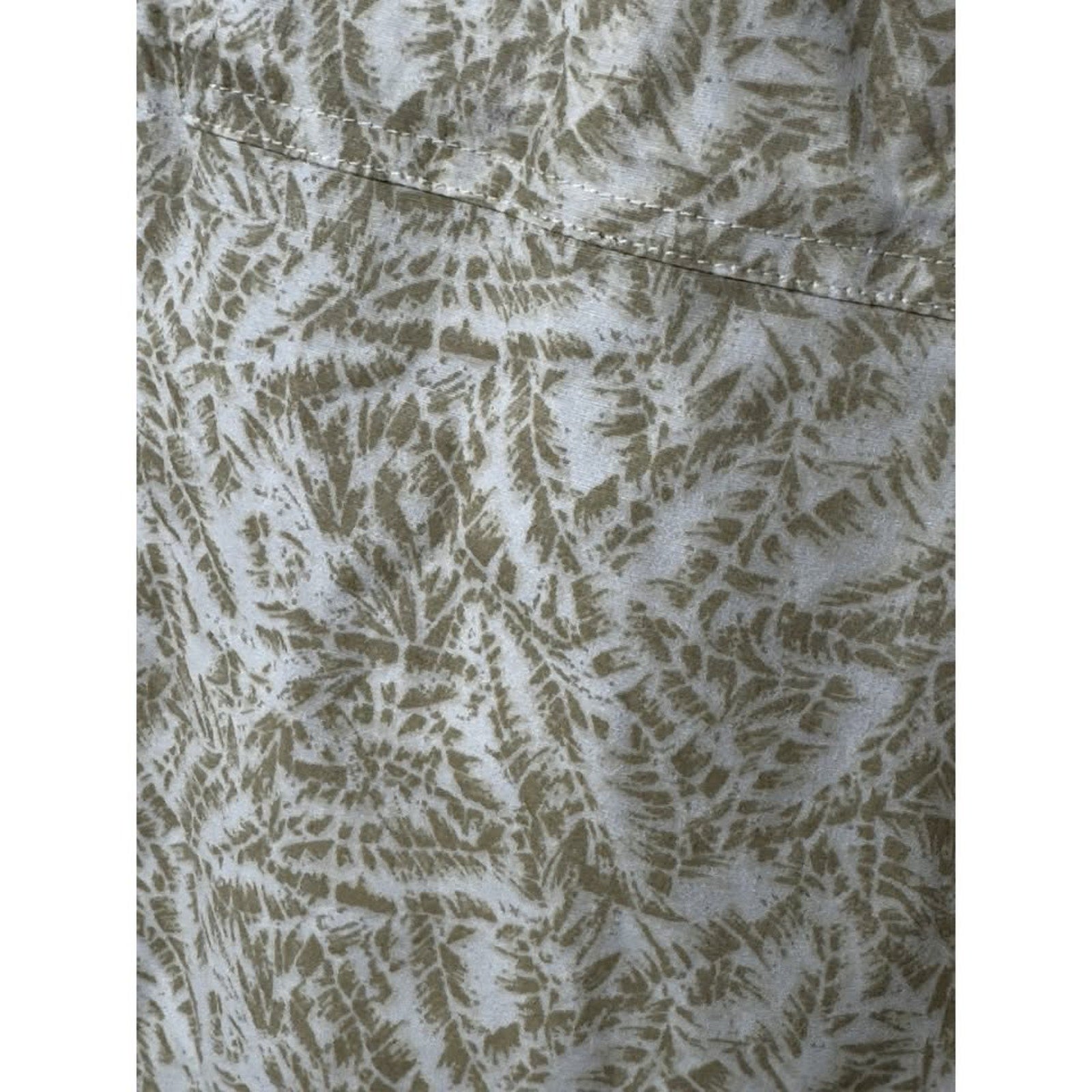 Crosby & Howard Men’s Shirt M Light Khaki Palm Print Button Down NWT $79