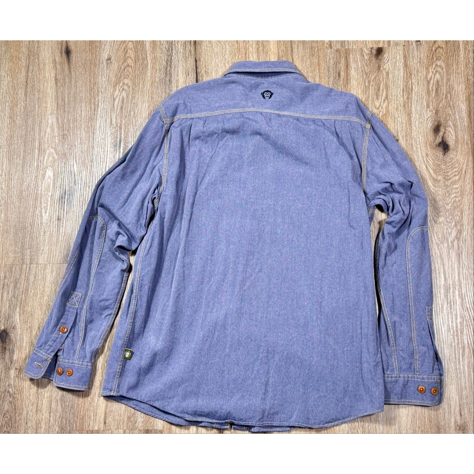 Howler Bros x Clutch Chambray Work Shirt Men’s Large Blue Rare Patch Button Up