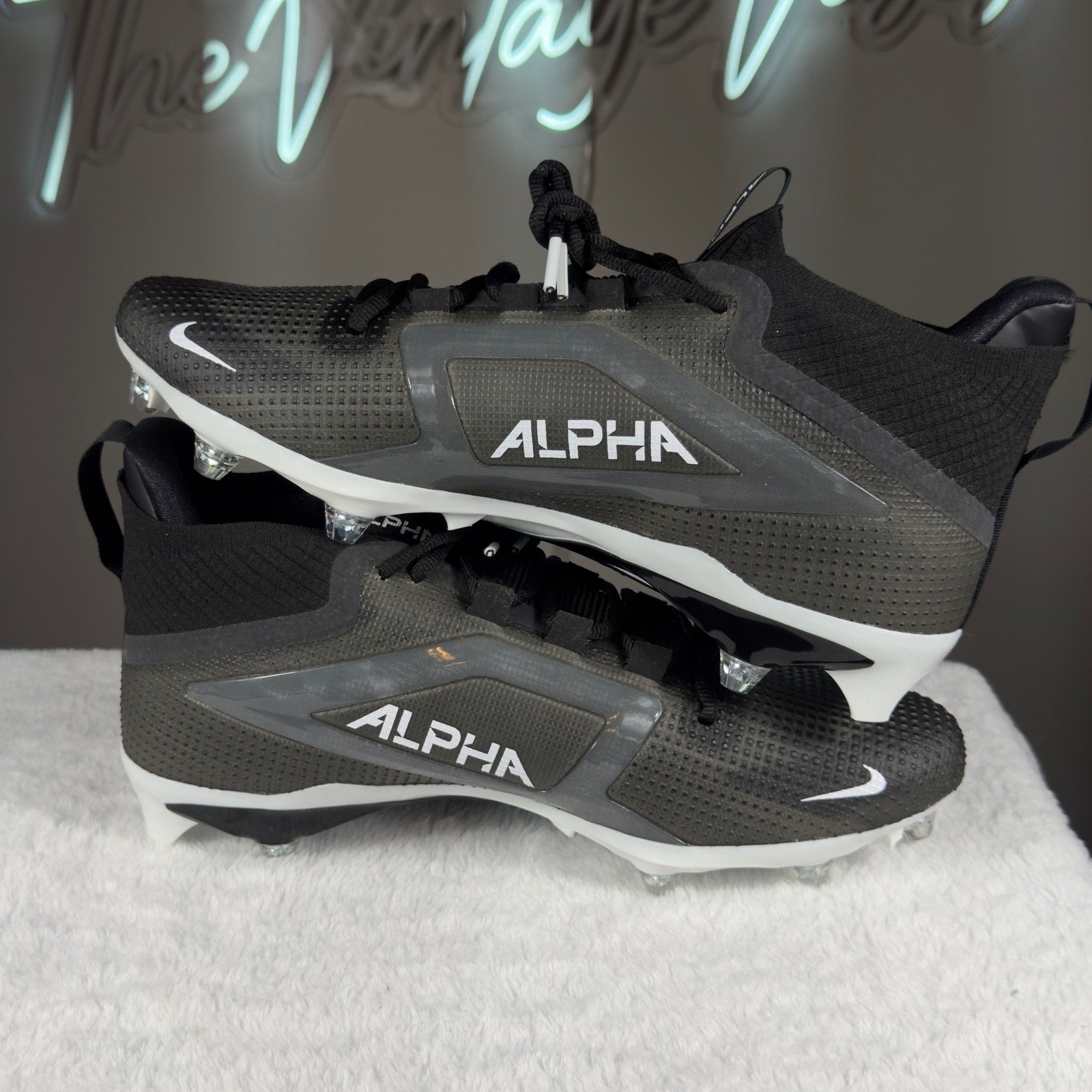 Nike Alpha Menace 4 Elite Football Cleats Black White HF5690-001 Sz 12