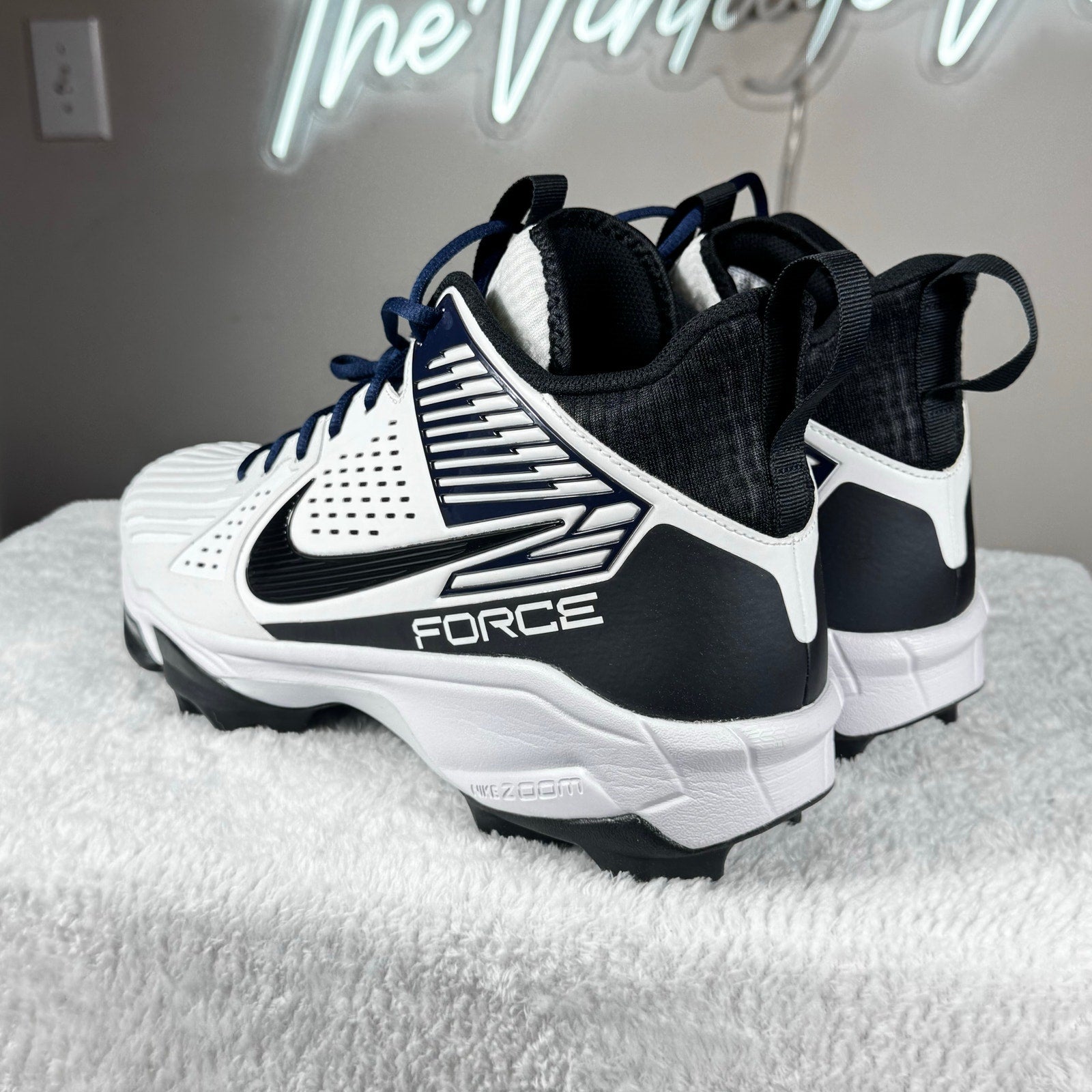 Nike Force Savage Pro 3 Shark Football Cleats White Navy FJ8163-103 Sz 16
