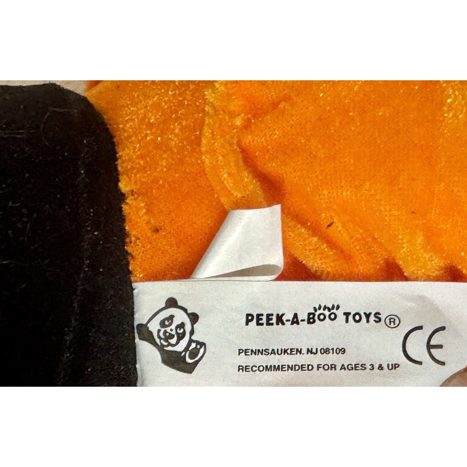 Vtg Peek-A-Boo Toys 13.5” Pumpkin Scarecrow Plush Jack O Lantern Halloween Decor