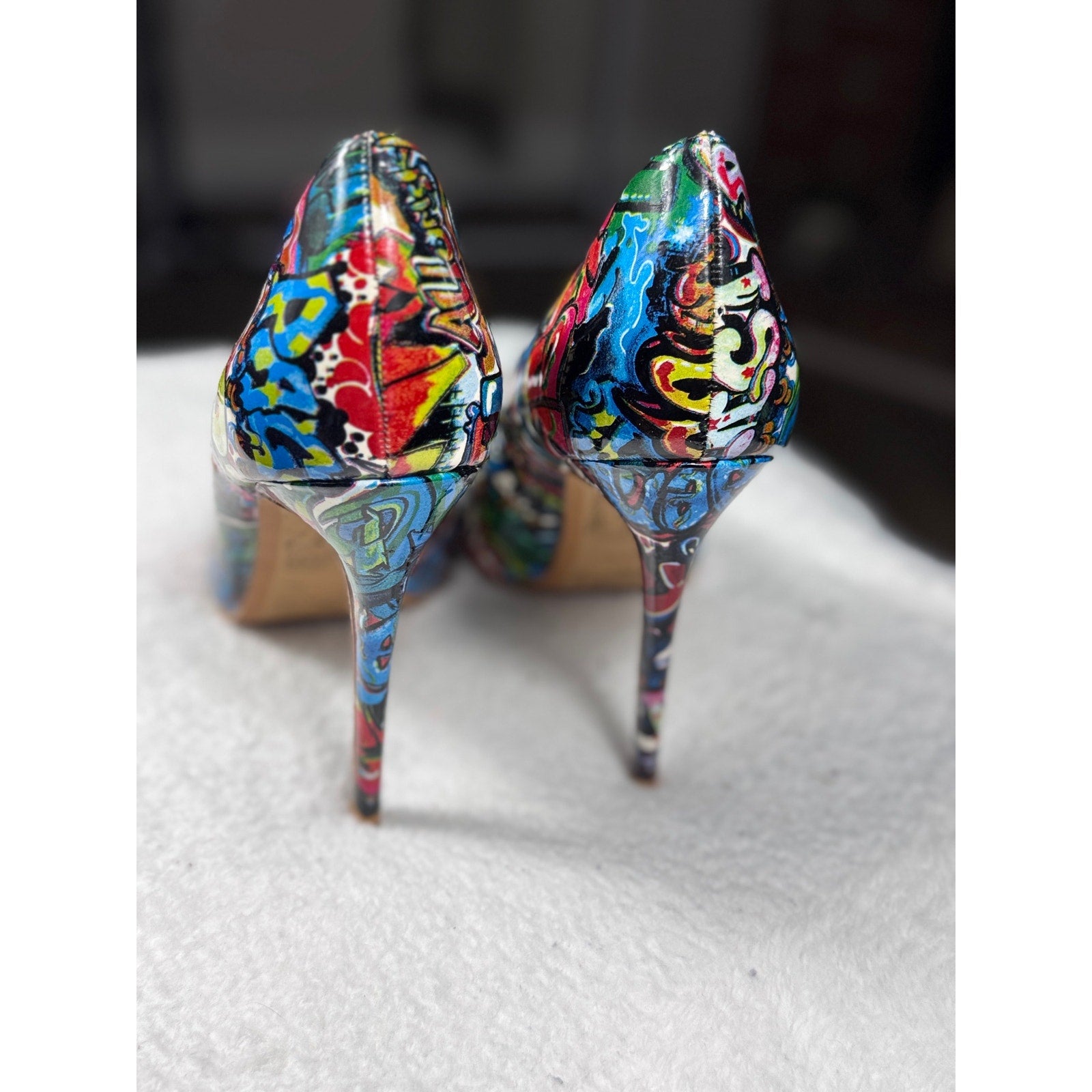 Shoe Republic LA Graffiti Print Stiletto Heels Women’s Size 6.5 7 Pointed Toe Pumps