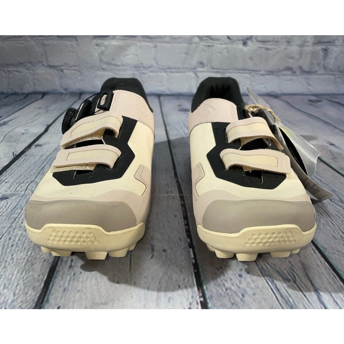 Adidas Five Ten Kestrel BOA W HQ6032 Sand Strata Silver Violet Womens 7.5 Cream