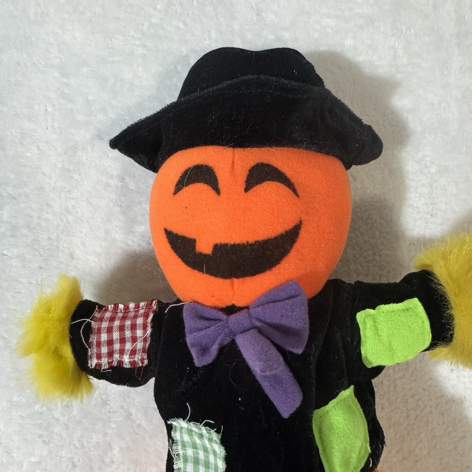 Vtg Peek-A-Boo Toys 13.5” Pumpkin Scarecrow Plush Jack O Lantern Halloween Decor