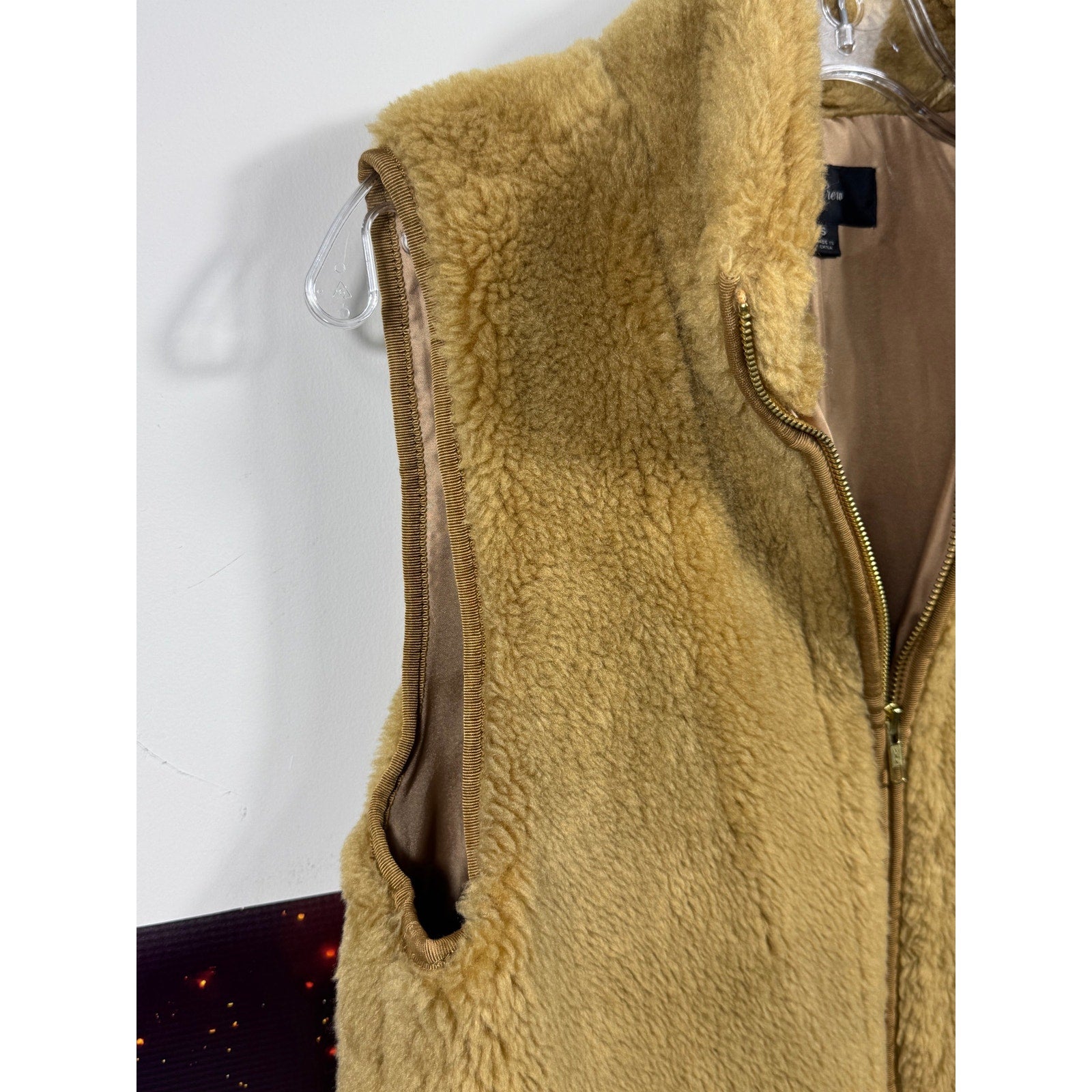 J.Crew Sherpa Fleece Vest Womens Small Beige Tan Teddy Full Zip Cozy Fall 2018