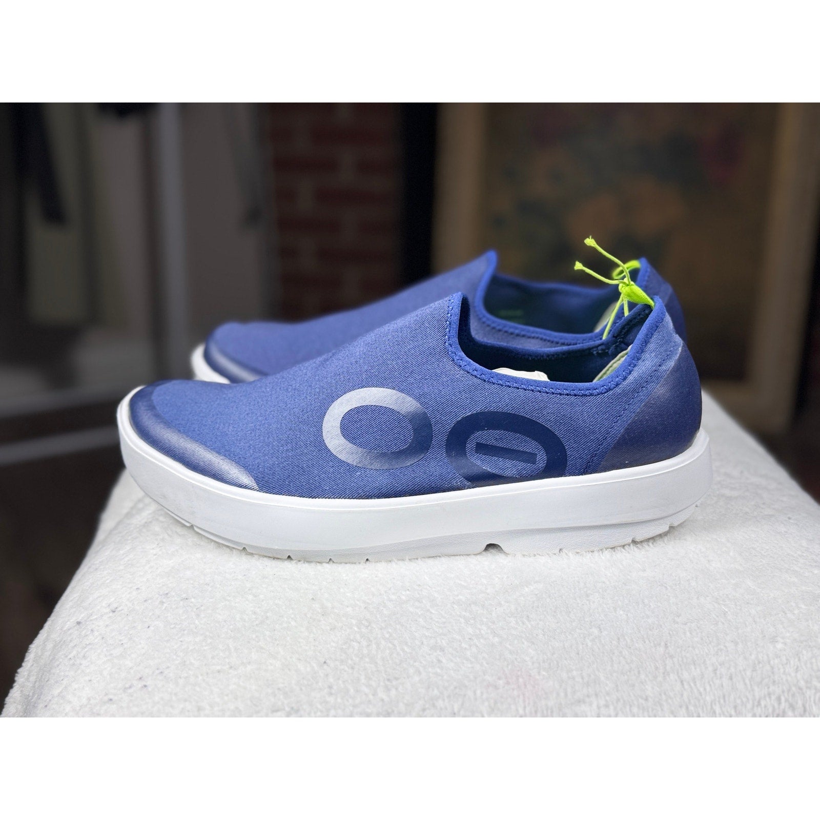 OOFOS OOmg Eezee Men’s Slip On Recovery Shoes Navy Blue Size 13 EU 46